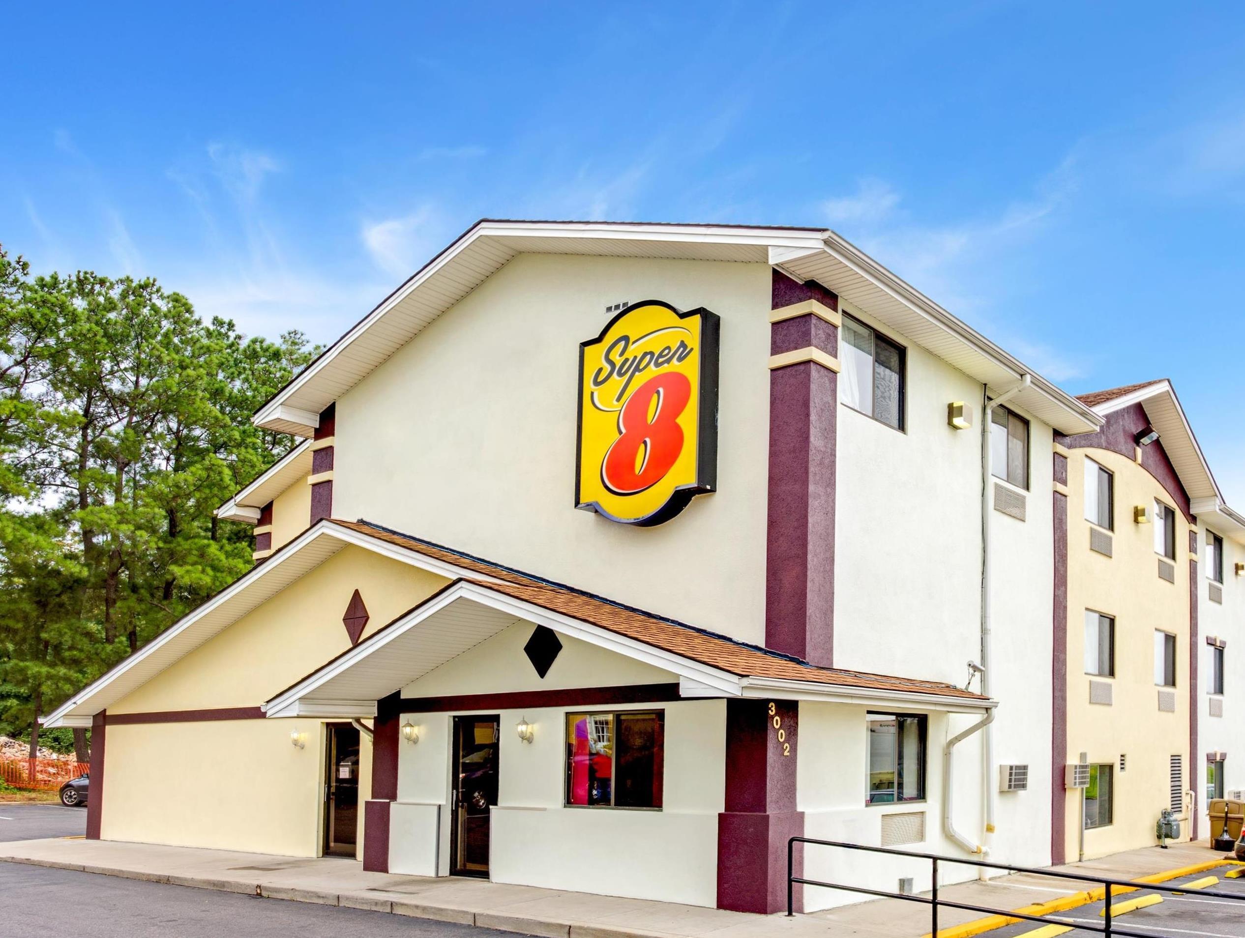 Econo Lodge Spotsylvania Town Center Fredericksburg Exterior photo