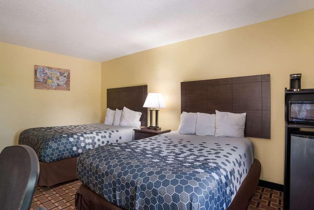 Econo Lodge Spotsylvania Town Center Fredericksburg Room photo