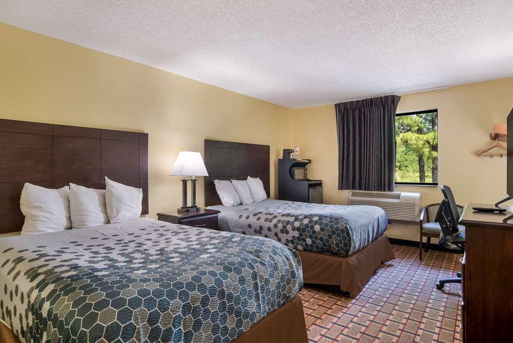 Econo Lodge Spotsylvania Town Center Fredericksburg Room photo